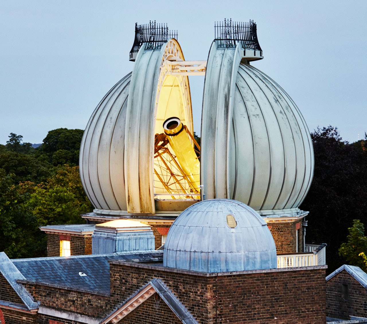 observatory tours uk